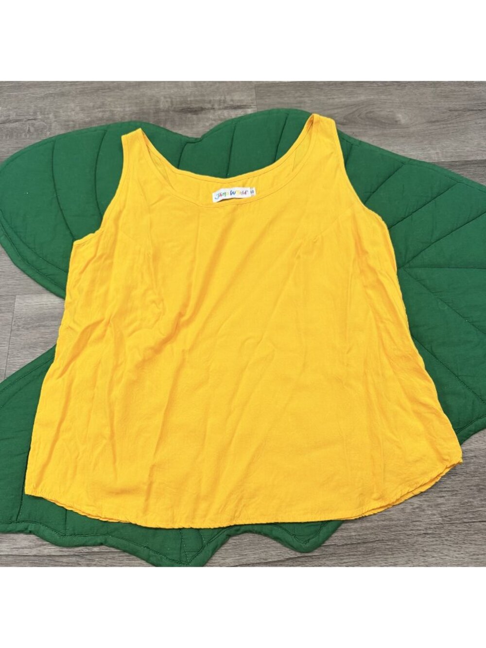 Jams World Hawaii Womens Small Sunflower Sleeveless Rayon Tank Top